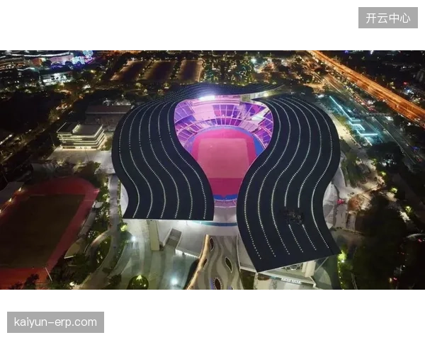 广州为十五运会改造的所有场馆,至少需达到绿色建筑一星级标准,其中攀岩场馆更以国内首批“零碳体育场馆”为目标 广州为十五运会改造的所有场馆,至少需达到绿色建筑一星级标准,其中攀岩场馆更以国内首批“零碳体育场馆”为目标